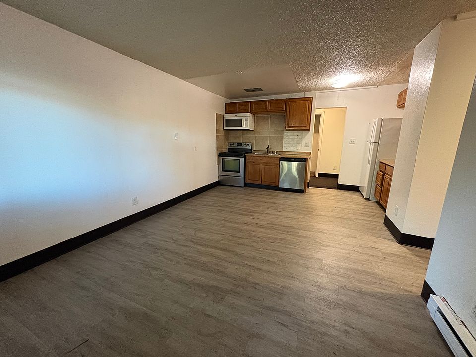 1st image of 11602 42nd Ave S APT B