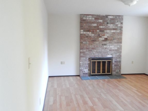 Family Room with Fireplace