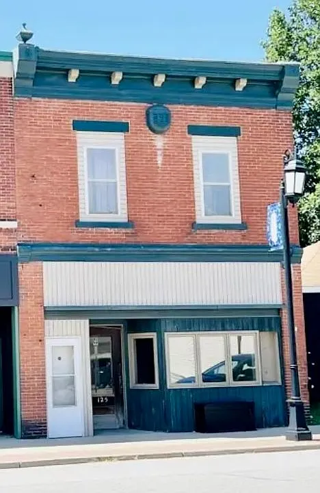 2nd floor apartment