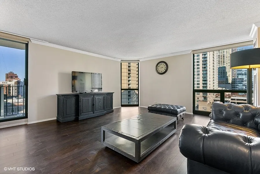 2 bed, 1250 sqft, $3,750 — Photo 2