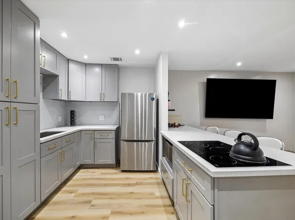 7402 Alabonson Rd Unit 202, Houston, TX 77088