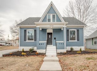 313 S 9th St, Belleville, IL 62220