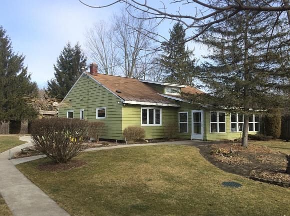 1st image of 940 Glen Mary Dr
