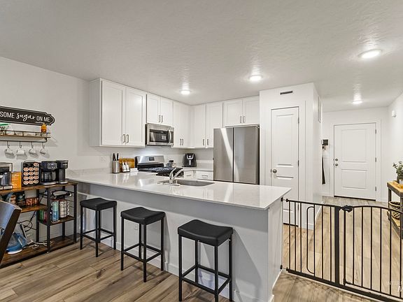 5th image of 11065 W Hidden Point