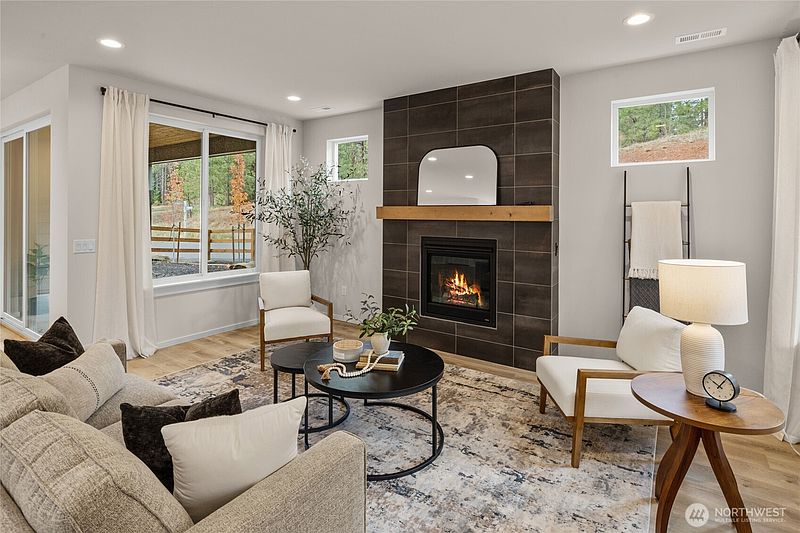 5th image of 613 Compass (Lot 21) Place