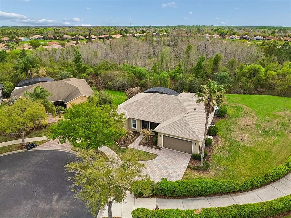 1st image of 112 Sevilla Ct