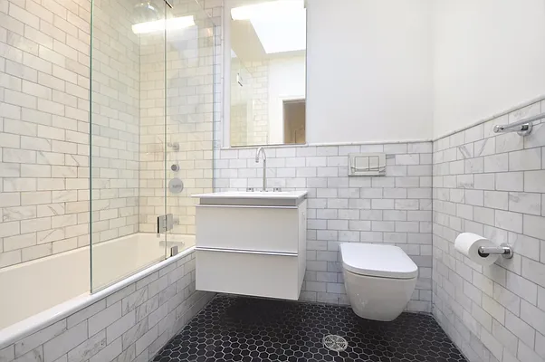 Rented by Keller Williams NYC | media 36