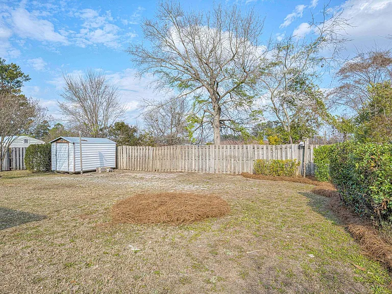 254 Hinman Dr — Photo 28