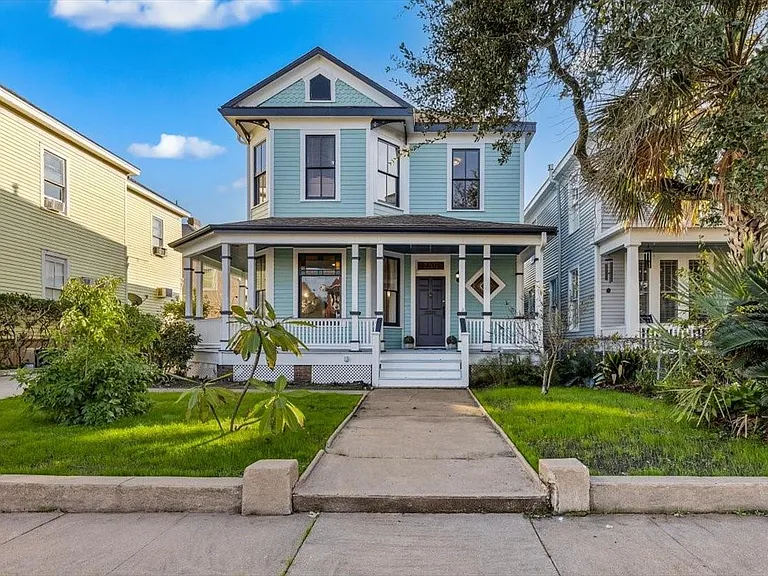 2207 Avenue P — Photo 39