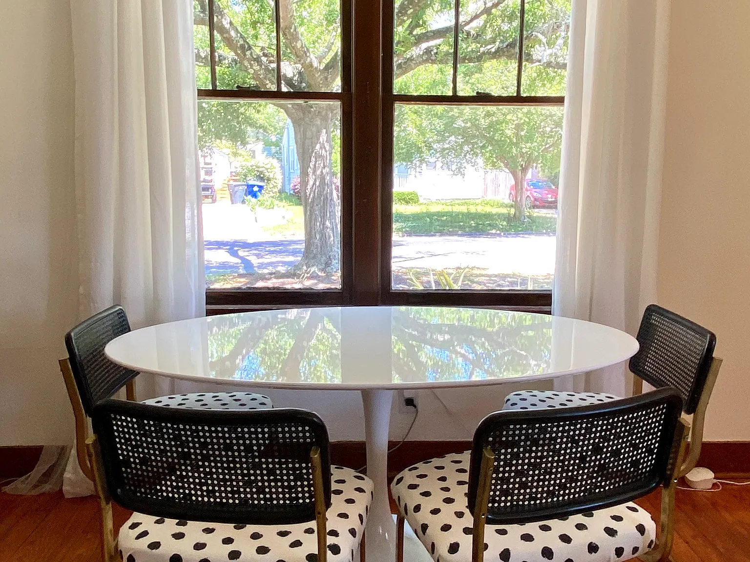 2 bed, 900 sqft, $2,800 — Photo 3