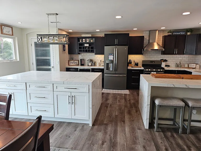 608 Las Flores Dr — Photo 12