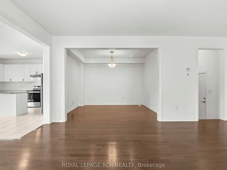 166 Seeley Ave — Photo 12