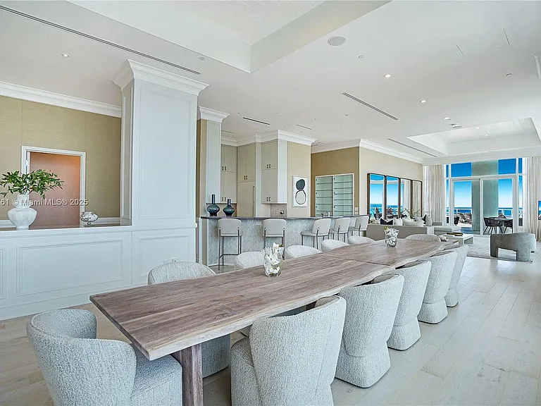 4401 Collins Ave #PH SOUTH — Photo 25
