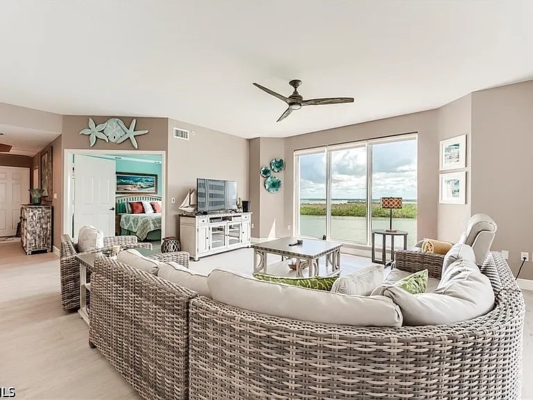 4183 Bay Beach Ln #375 — Photo 8