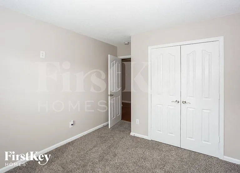 8507 Redstone View Dr — Photo 11