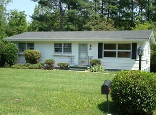 112 Hickory Rd, Bristol, TN 37620