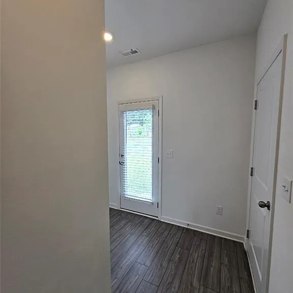 15 Goshawk St — Photo 20