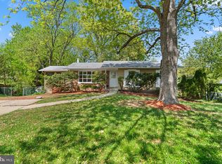 6112 Rockglen Dr, Springfield, VA 22152