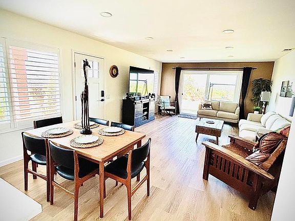 5th image of 4473 Kittiwake Way
