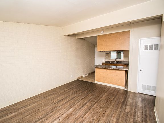 3rd image of 5046 E 35th Ave