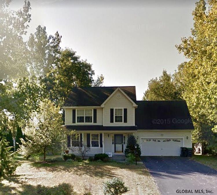 1st image of 7 Dandelion Dr