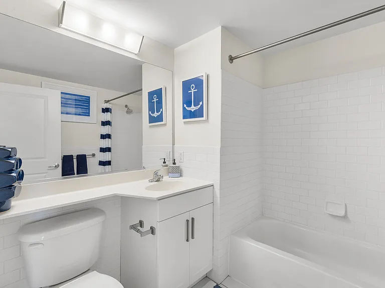 Apex Manayunk — Photo 15