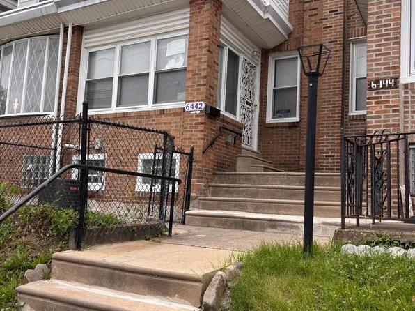 6442 N Sydenham St, Philadelphia, PA 19126