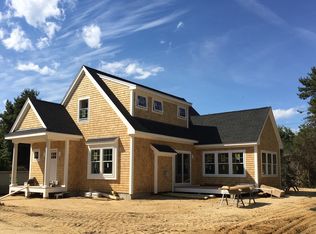 79 Prospect Ave, Oak Bluffs, MA 02557