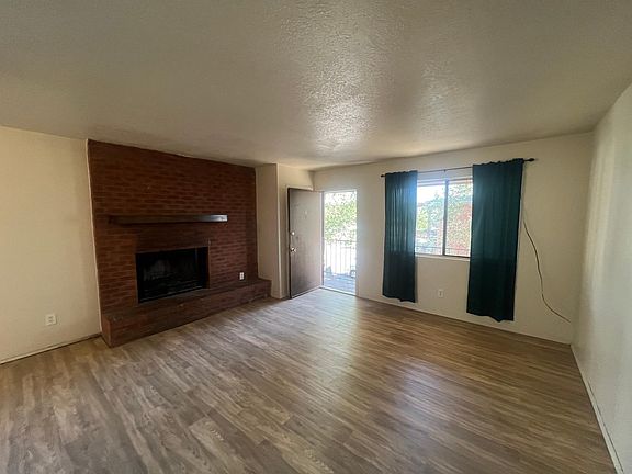 2nd image of 301 Dunes Pl SE #0