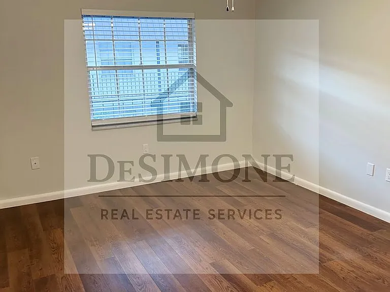Forest Edge Apartments — Photo 80