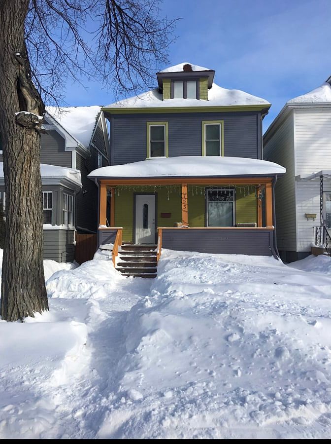 753 Lipton St, Winnipeg, MB R3E 2L2 Zillow