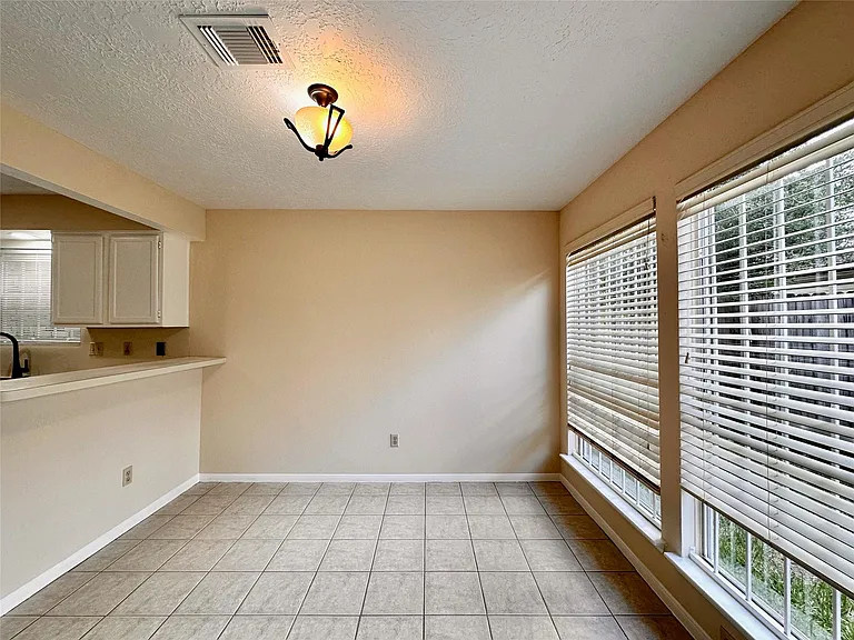 6437 Chatham Island Ln — Photo 8