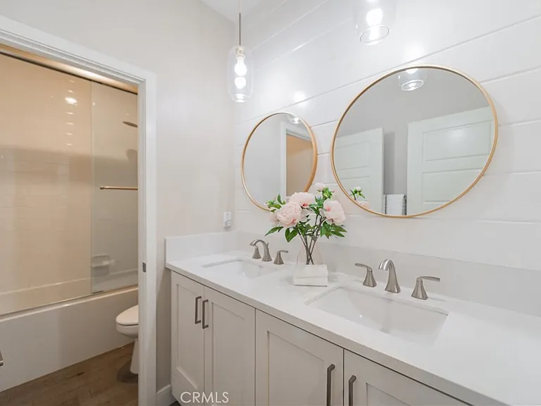 111 Bosque — Photo 35