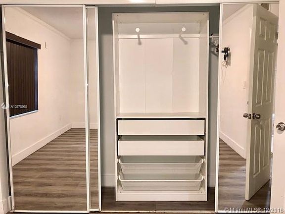 5th image of 210 NW 107th Ave APT 202