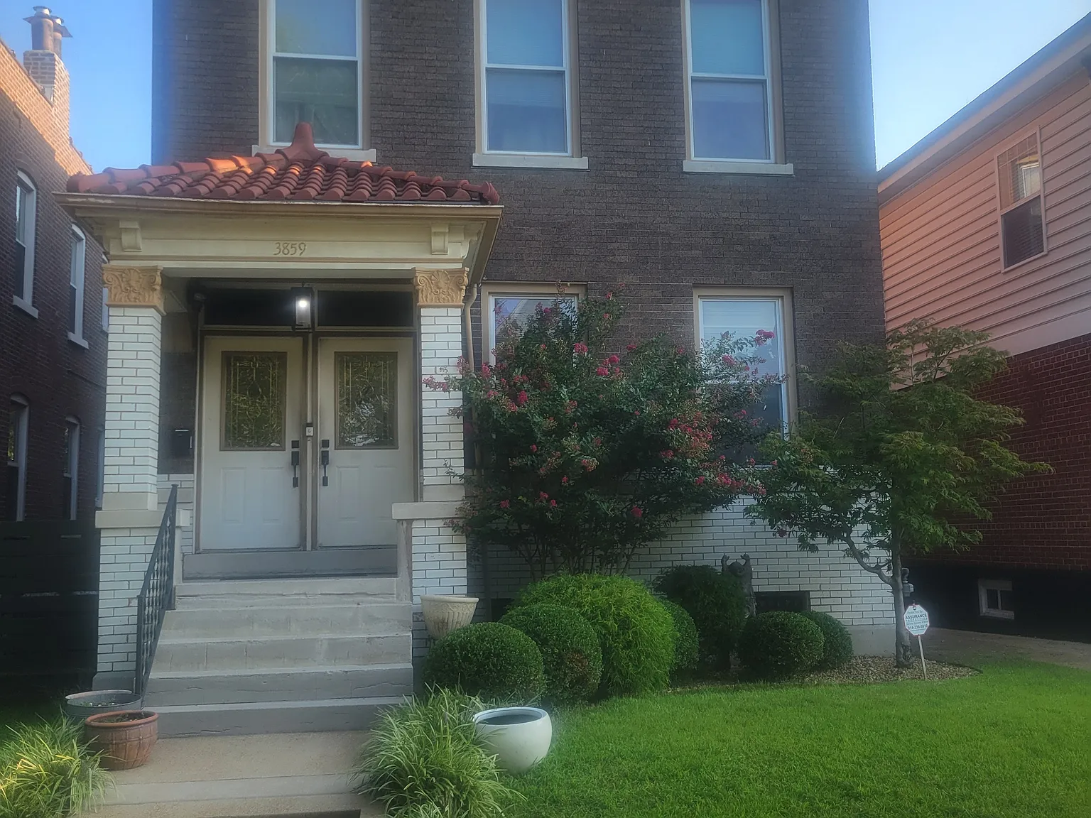 2 bed, 1300 sqft, $1,650 — Photo 1