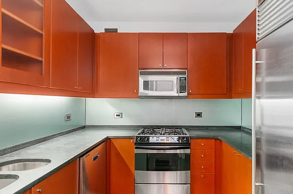 Rented by Corcoran | media 12