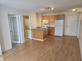 Residence The, Edmonton, AB T5K 1B7