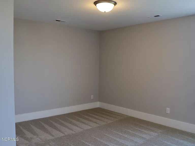 21 E Singing Ave — Photo 18