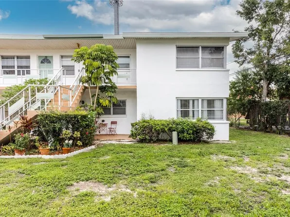 5955 18th St N APT 9, Saint Petersburg, FL 33714