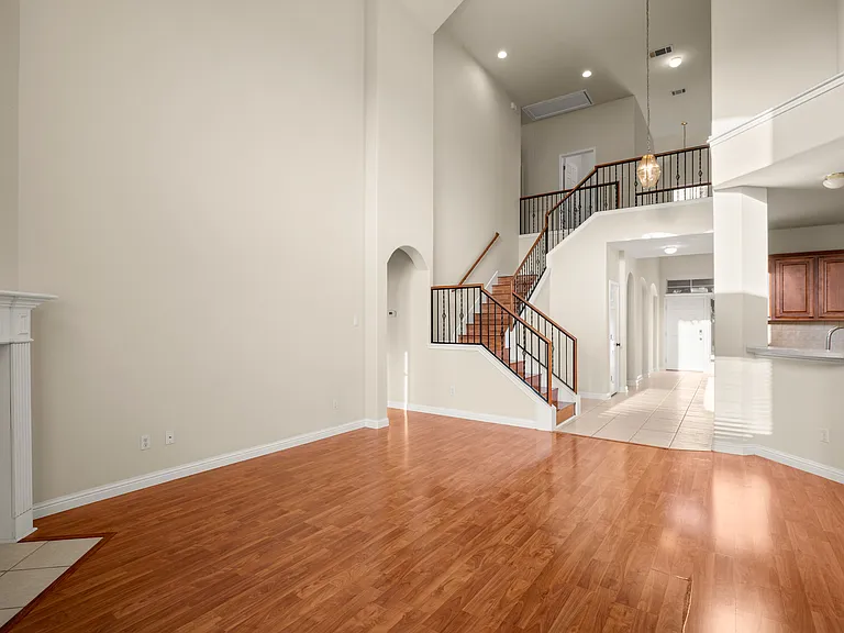 10105 Wind Cave Trl — Photo 6