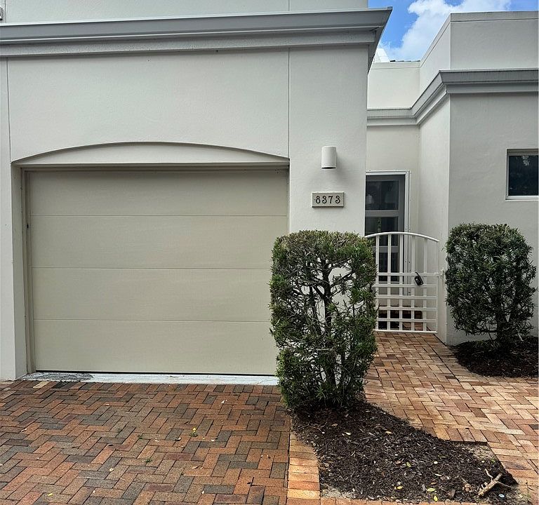 1st image of 8373 Baytree Dr