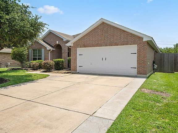 3rd image of 2973 Autumn Brook Ln