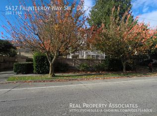 5417 Fauntleroy Way SW APT 302, Seattle, WA 98136