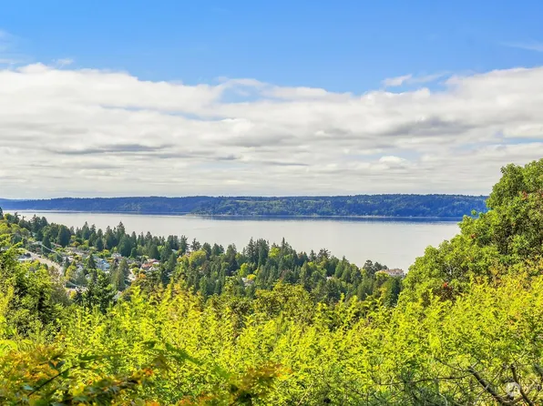 4207 SW Sullivan Street, Seattle, WA 98136