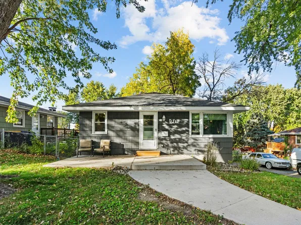 511 7th Ave E, Shakopee, MN 55379