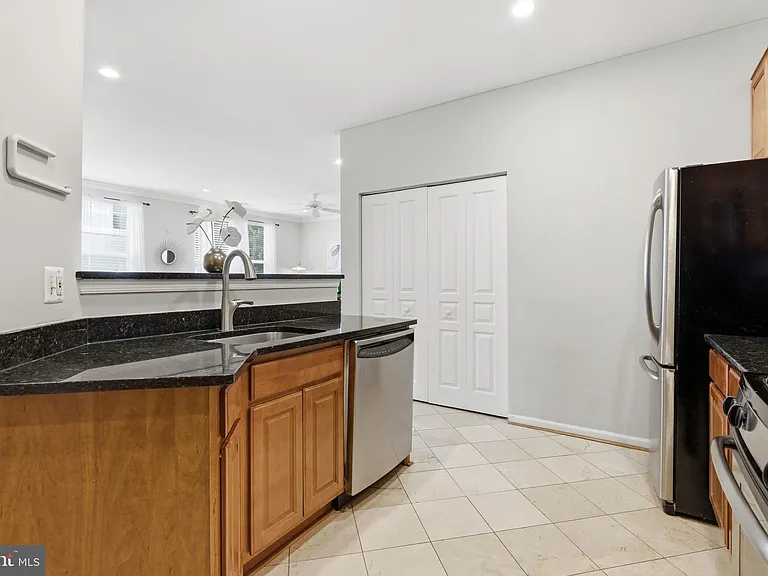 12000 Market St #148 — Photo 10