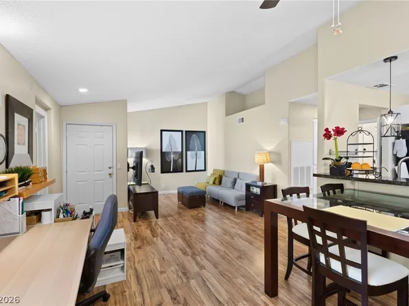 1800 Edmond St Unit 229, Las Vegas, NV 89146