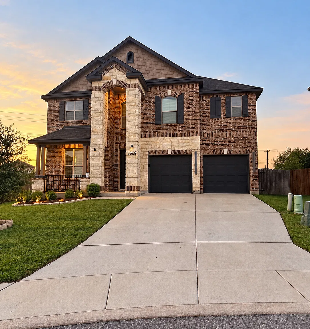 3 bed, 2.5 bath, 2755 sqft, $2,695 — Photo 1