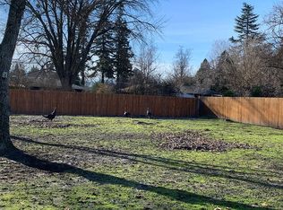 709 Beall Ln, Central Point, OR 97502