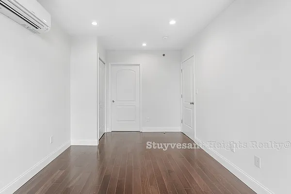 Rented by Stuyvesant Heights Realty Corp | media 17